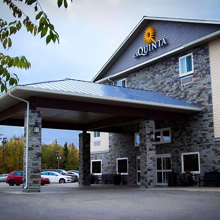 La Quinta By Wyndham Fairbanks Airport Hotell Exteriör bild